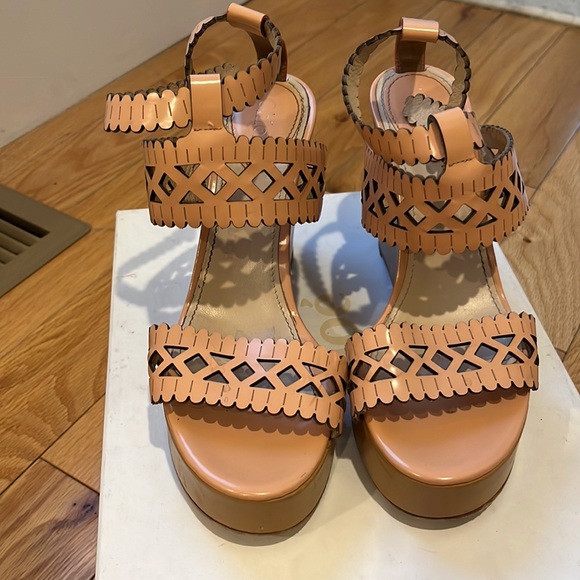 Chloé Aliseo Laser Cut Calf Wedge Sandals in Beige - Picture 2 of 10